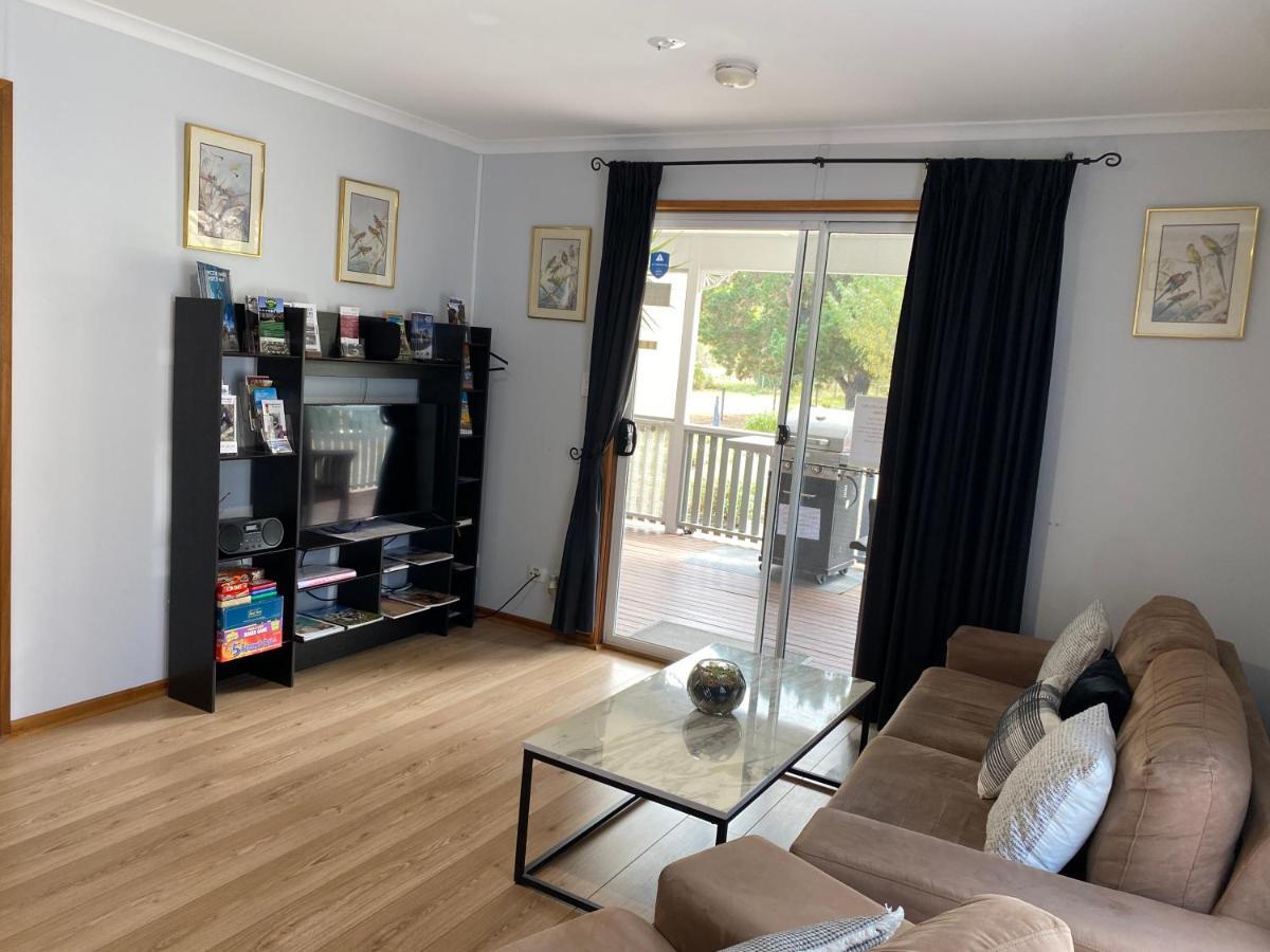Lazy Days Cottage - Victor Harbor Hindmarsh Valley Exterior photo